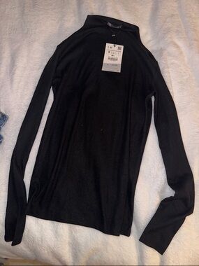 Zara Black Mock Neck Long Sleeve Top